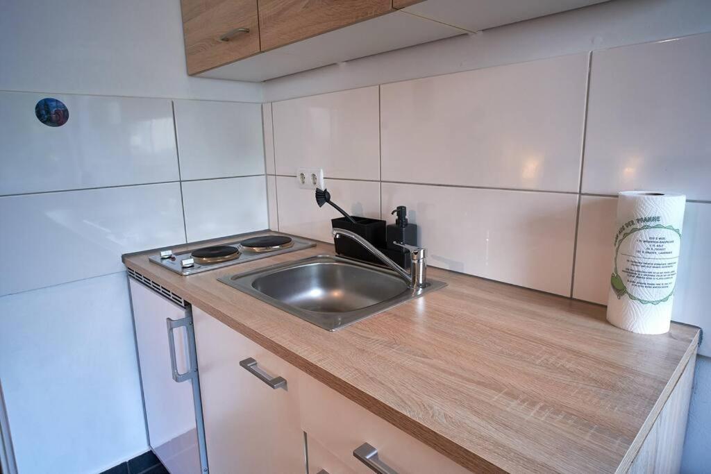 Mivano-Apartments *Netflix *Zentral *Wifi Celle Exterior photo